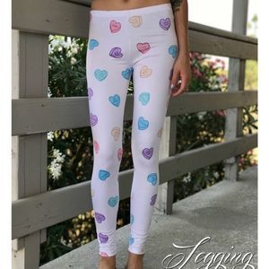 3/$20 Valentines Leggings One Size (3-9) candy hearts 💕 💞